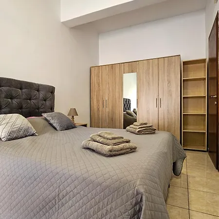 Home In The Heart Of Kos アパート