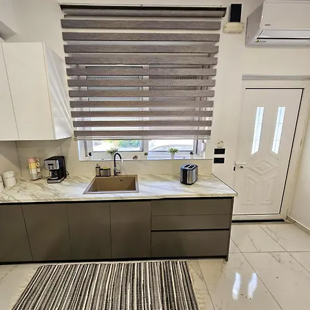 Home In The Heart Of Kos Apartamento